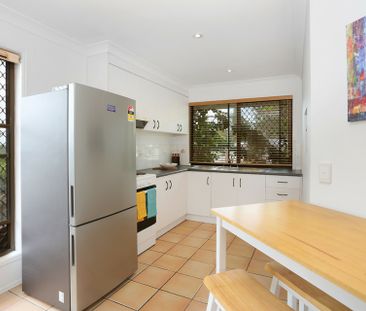 GRANNY FLAT INC ELECTRICITY, WATER, INTERNET AND SOME STREAMING SIT... - Photo 4