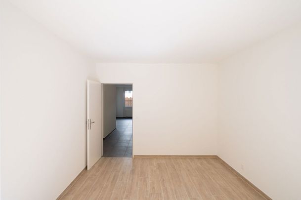 topmodern und saniert, an zentraler Lage - Photo 1