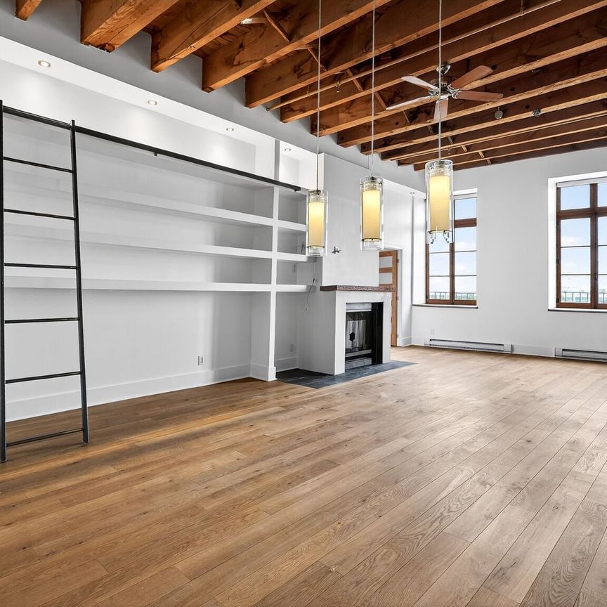 34 Rue St-Paul O., #24 - Photo 1
