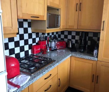 Room in a Shared Flat, London, SW5 - Photo 4