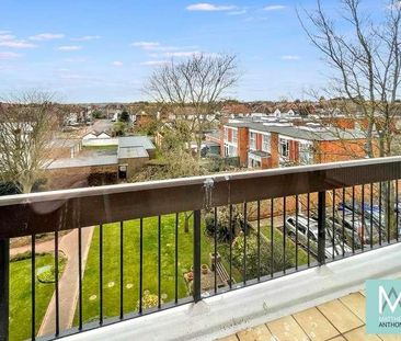 Grand Avenue, Worthing, BN11 - Photo 4