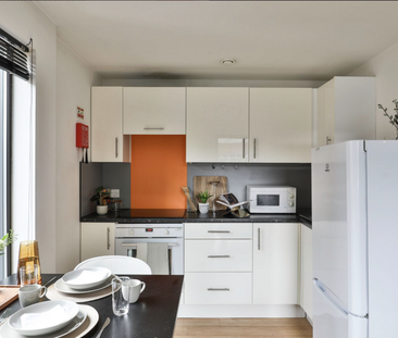 1 bedroom in a house share to rent - Photo 5