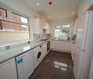 1 bed Room for Rent - Photo 2