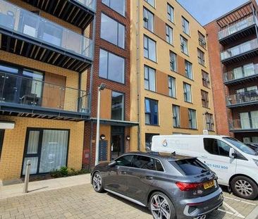 Silverworks Close, Kingsbury, NW9 - Photo 2