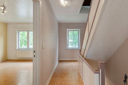 Woning met 3 SLK's, garage en tuin te OLVW. - Photo 2