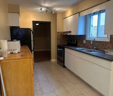 For Lease - 135 Walmer Gardens, London North, Ontario - Photo 6