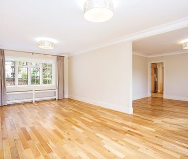 4 bedroom detached house to rent - Photo 2