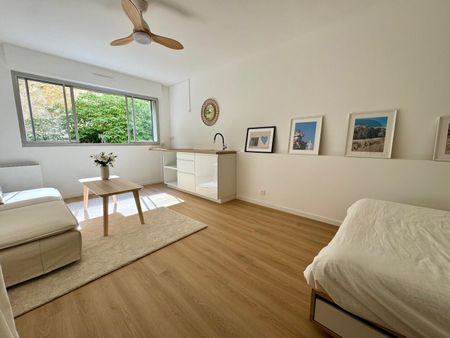 Location appartement Marseille 7ème (13007) - Photo 3