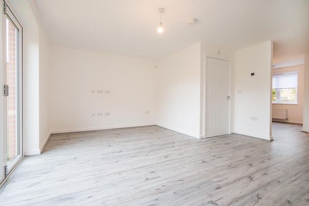 4 bedroom house to rent - Photo 1