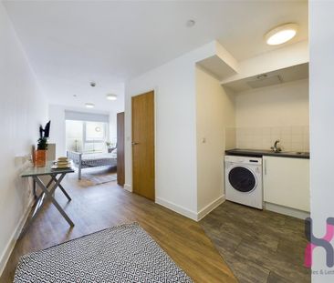 Studio to rent - Photo 3