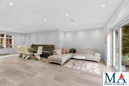 5 bedroom detached house to rent - Photo 3