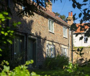 2 bedroom cottage to rent - Photo 2