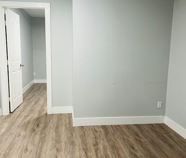 9082 144 Street, Surrey (Ground level suite) - Photo 3