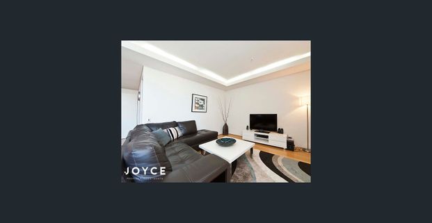 Executive Living in the Heart of the City! - Photo 1