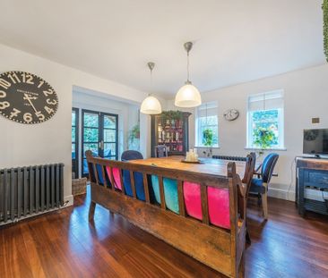 4 bedroom detached house to rent - Photo 4