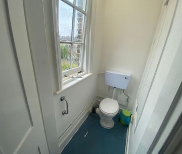 Studio to rent - Photo 6