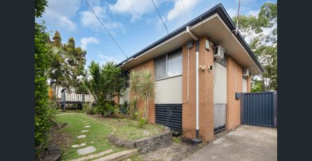 Lovely 3-Bedroom Home in Riverview – Ideal for Families or Professionals - Photo 4