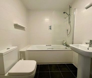 Wellington Road, Bournemouth, BH8 - Photo 6