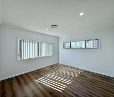 3 Bedroom Home Centrally Located - Photo 5