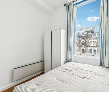 Sinclair Road, Shepherds Bush, W14 flat to rent - Photo 2