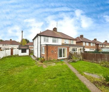 3 bedroom semi-detached house to rent - Photo 4