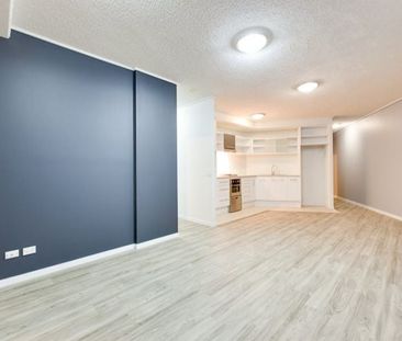Stylish Inner-City Living in the Heart of Fortitude Valley - Photo 4