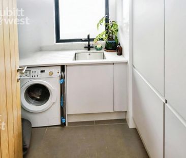 2 bedroom detached bungalow to rent - Photo 5