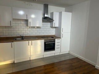 29 Touthill Placed PE1 - Photo 2