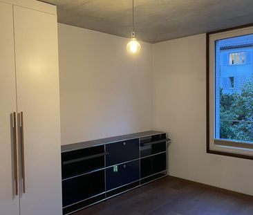 Stylish 3.5-Room Apartment in Zurich with Balcony and Garage Parking - Photo 5