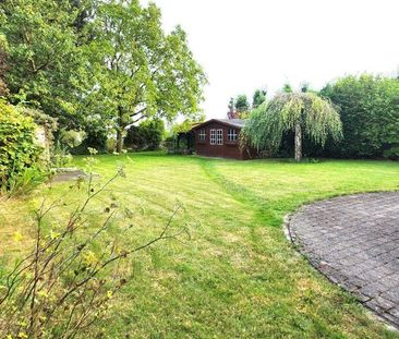 Bungalow met 3 slaapkamers en zeer ruime tuin TE HUUR in Oeselgem! - Photo 2