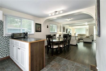 For Lease - 42 5th Lane, Wasaga Beach, Ontario - Photo 5