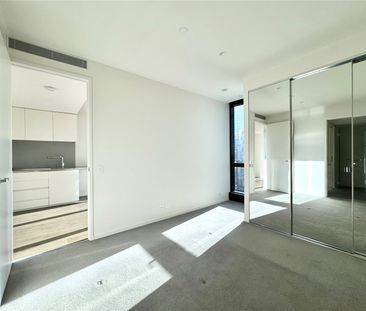 2817/70 Southbank Boulevard - Photo 1