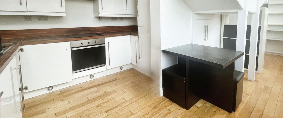 2 bed flat to rent in Flat , The Exchange, Lee Street, Leicester - Photo 1