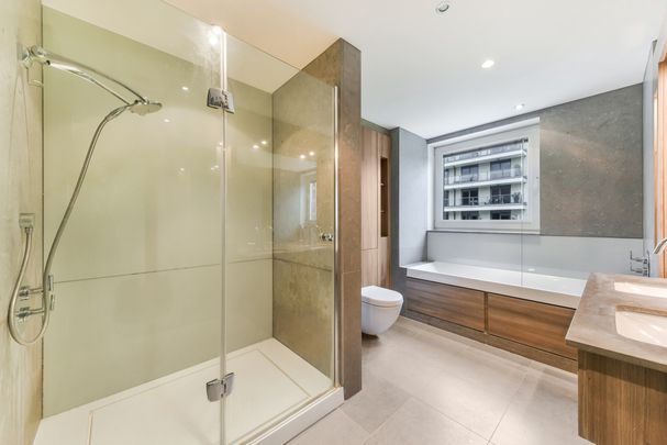 Imperial Wharf, SW6, London - Photo 1