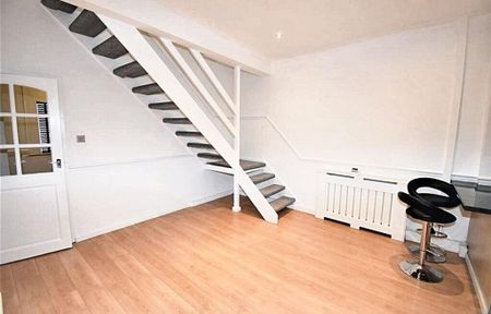 2 bedroom terraced house to rent - Photo 5