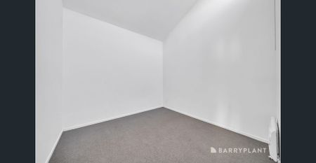 Location - Opposite Point Cook Town Centre. - Photo 4