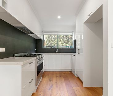 4/79-81 Earl Street, Kew VIC 3101 - Townhouse For Rent | Domain - Photo 2