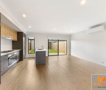 STUNNING FOUR BEDROOM PROPERTY FOR RENT - Photo 1