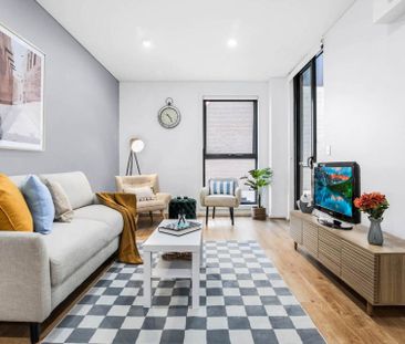 Stunning 2 Bedroom Apartment!! - Photo 3