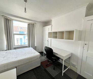 5 bedroom terraced house to rent - Photo 6