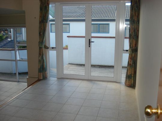 Property Management4 Rimu Rise, Albany - House for Rent - Photo 1