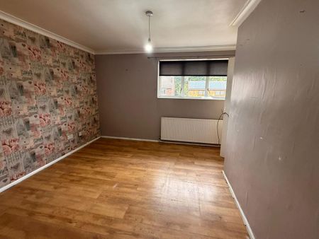 3 bedroom detached house to rent - Photo 5