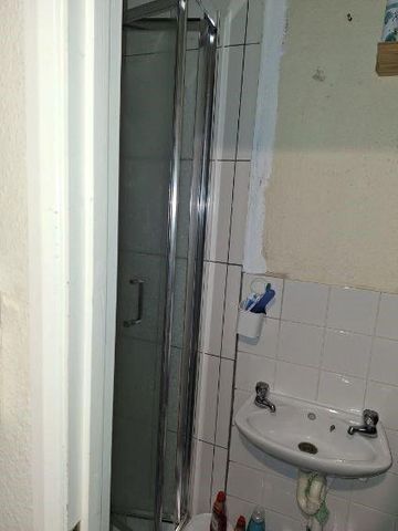 House share to rent - Photo 5