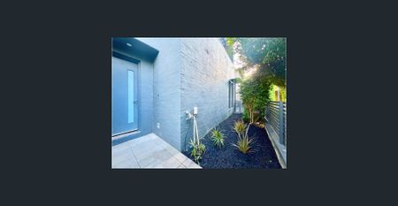 Modern Elegance and Everyday Convenience at 2 Finn Mews, Blackburn North - Photo 3