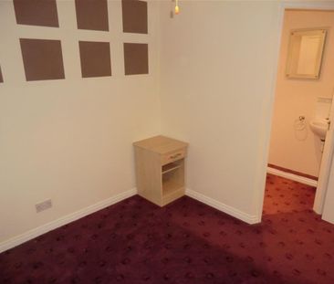 Seathwaite Road, Bolton - Photo 4