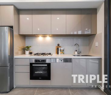 Spacious Two-Bedroom Apartment with Study in Prime Macquarie Park - Photo 5