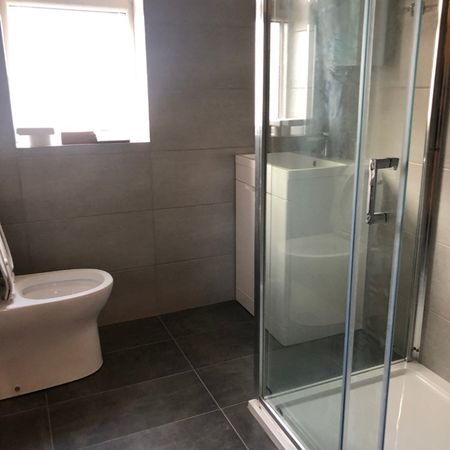 Room in a Shared House, Bayham Street, NW1 - Photo 4