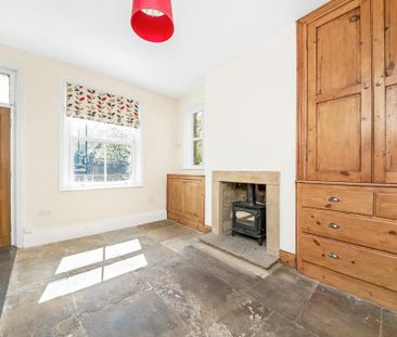 3 bedroom terraced house to rent - Photo 1