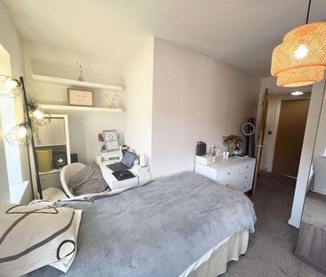 2 bedroom property to rent - Photo 6