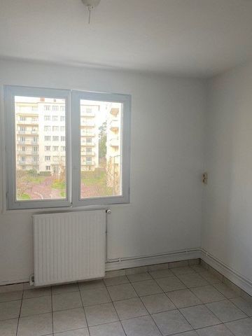 APPARTEMENT T3 A LOUER - Photo 4